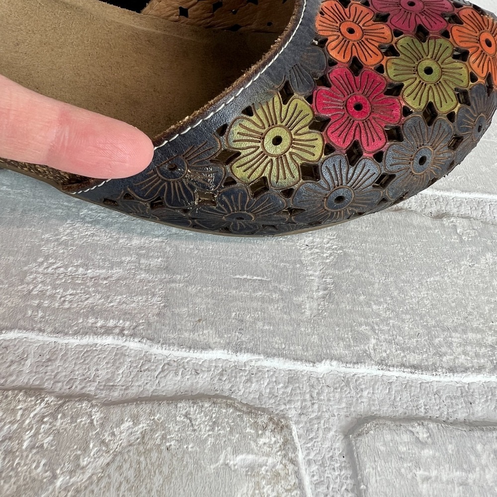 L'Artiste Spring Step Mary Jane Sandals Womens 38 7.5 8 Spikey Blum Floral Wedge - Picture 4 of 16